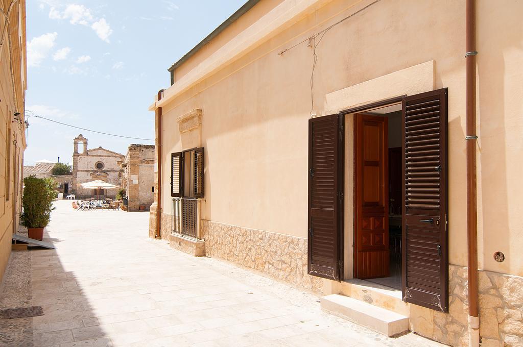 Un Affaccio Sul Borgo Apartamento Marzamemi Habitación foto